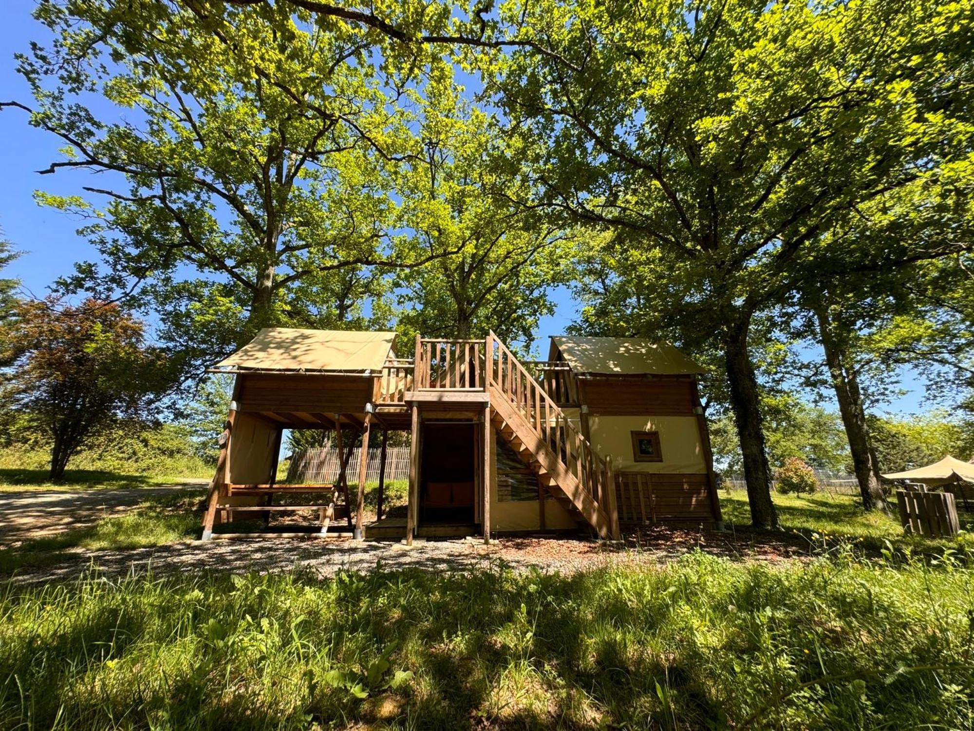 Whaka Lodge Seissan Exterior photo